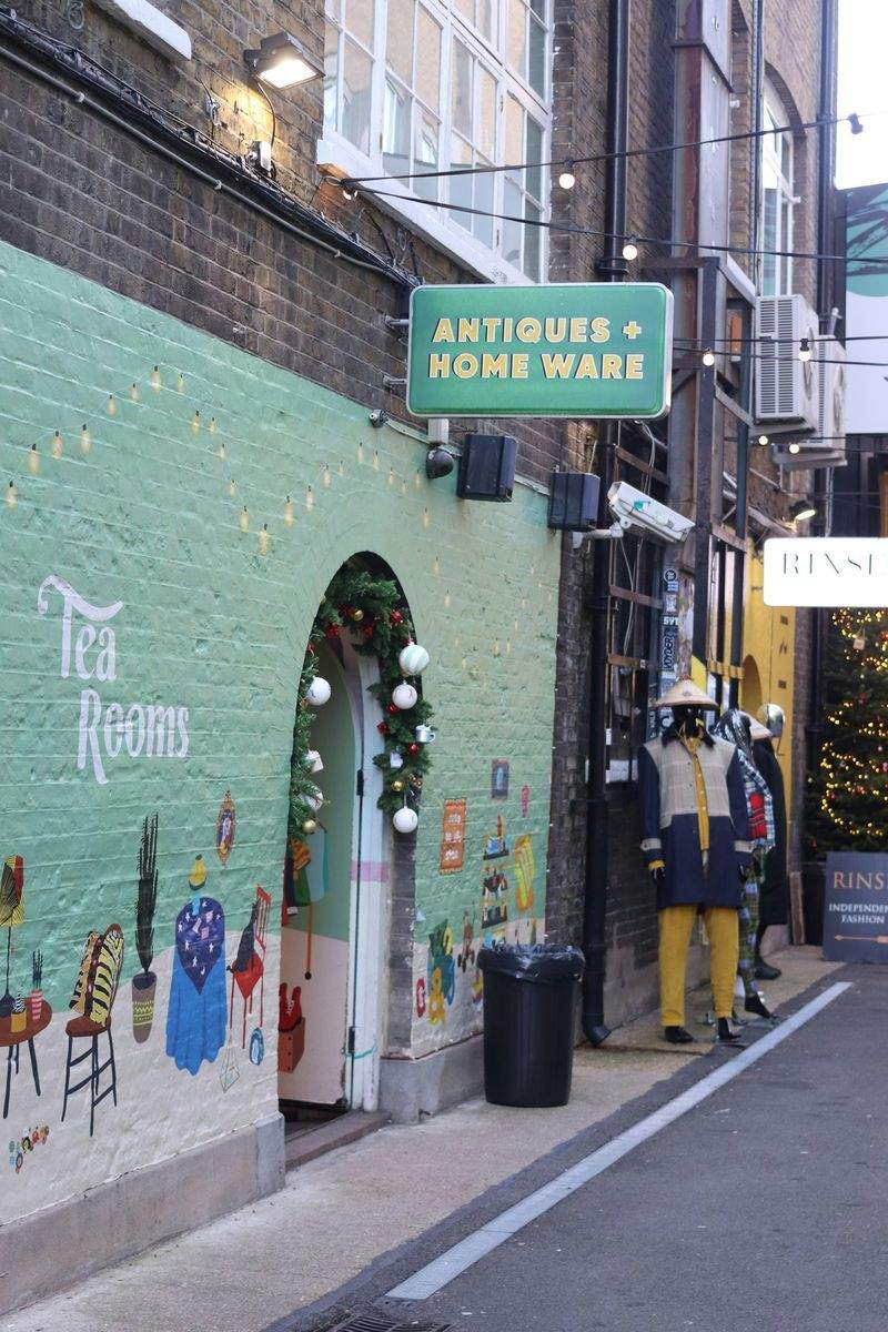 Southern Skies Boutique - Image 8